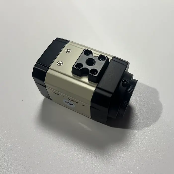 Caméra de sécurité analogique HD 1080P AHD CVI TVI CVBs 4-en-1 mini CCTV avec monture CS