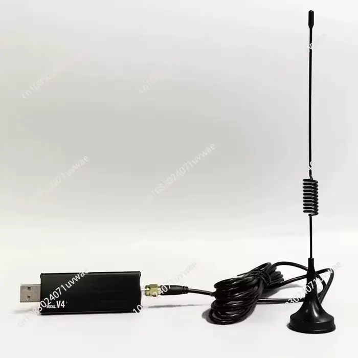 Radio définie par logiciel RTL-SDR V4 1PPM TCXO SMA RTLSDR avec antenne polyvalente